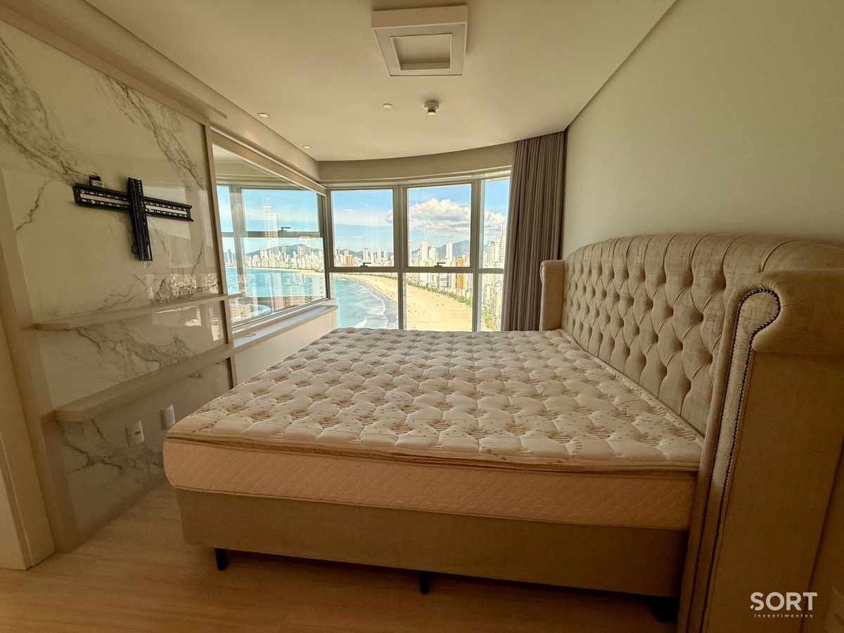 Apartamento no Edifício Infinity Coast mobiliado