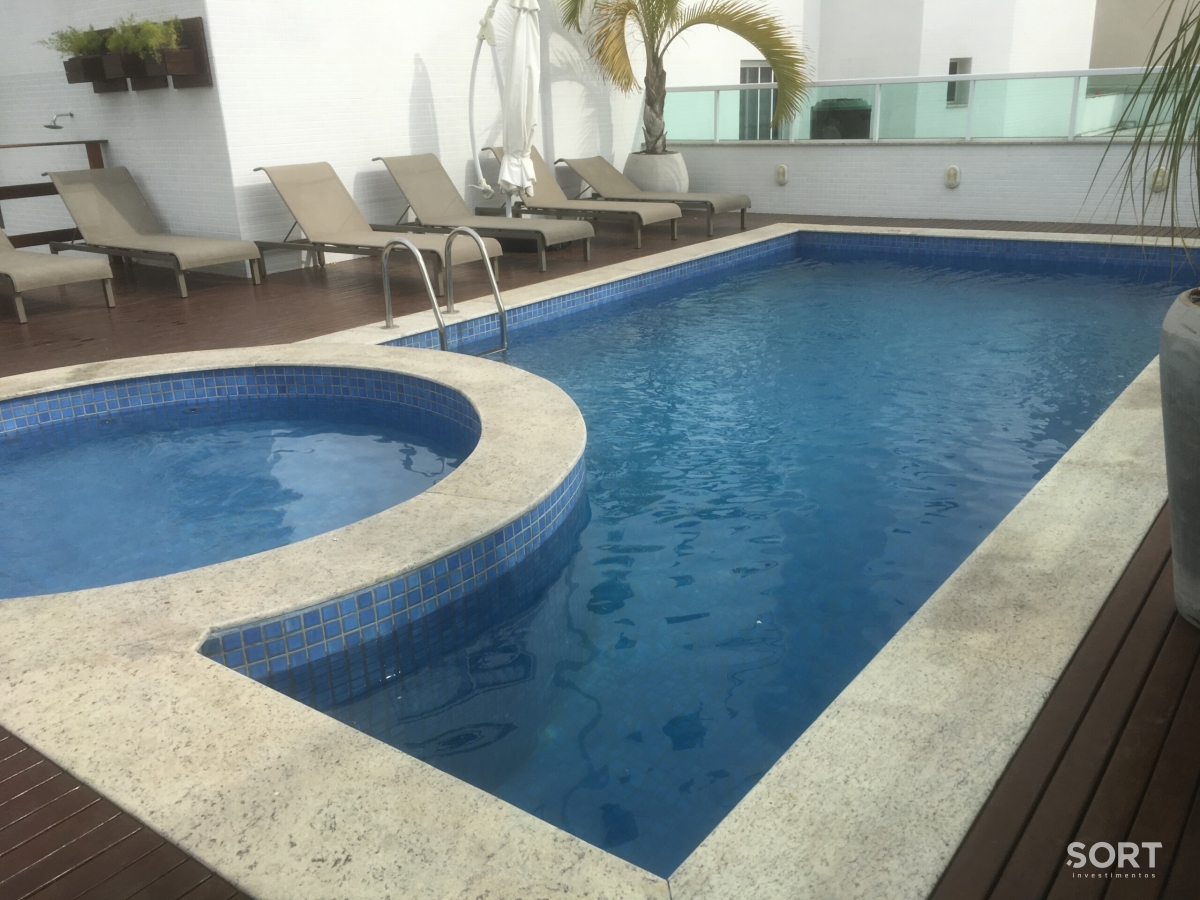 Piscina Edifício Celebration