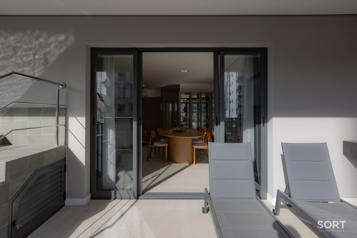 Piscina privativa Apartamento na Praia Brava, Itajaí Mobiliado, decorado, com vista para o mar e piscina privativa