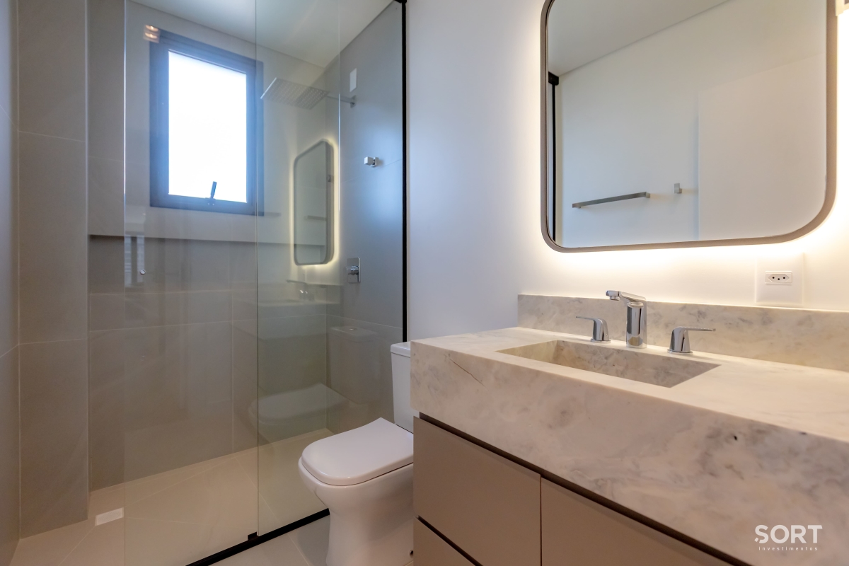 Suíte Apartamento na Praia Brava, Itajaí Mobiliado, decorado, com vista para o mar e piscina privativa