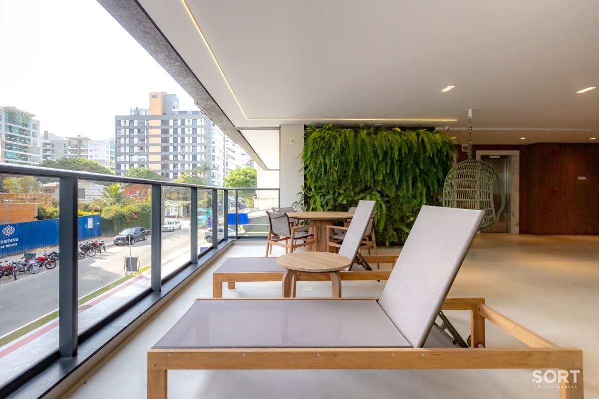Área da piscina externa Apartamento na Praia Brava, Itajaí Mobiliado, decorado, com vista para o mar e piscina privativa