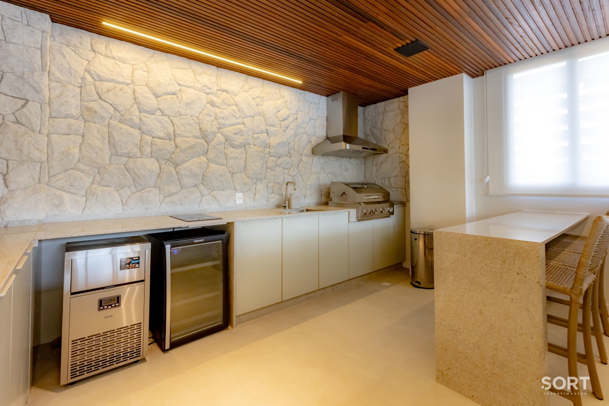 Área gourmet Apartamento na Praia Brava, Itajaí Mobiliado, decorado, com vista para o mar e piscina privativa