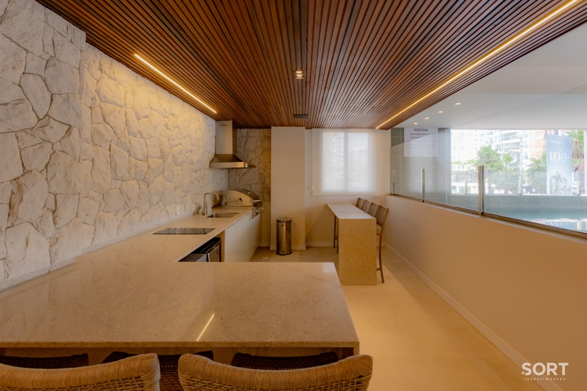 Área gourmet Apartamento na Praia Brava, Itajaí Mobiliado, decorado, com vista para o mar e piscina privativa