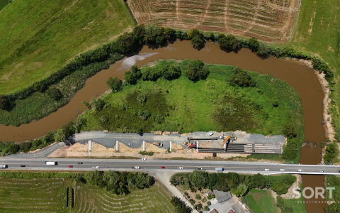 Terreno á venda com 1110.000,00 m² em Araquari