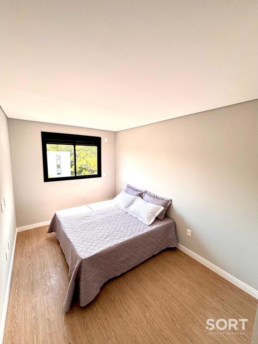 Suíte Apartamento à Venda no Edifício Portal da Brava na Torre Amores