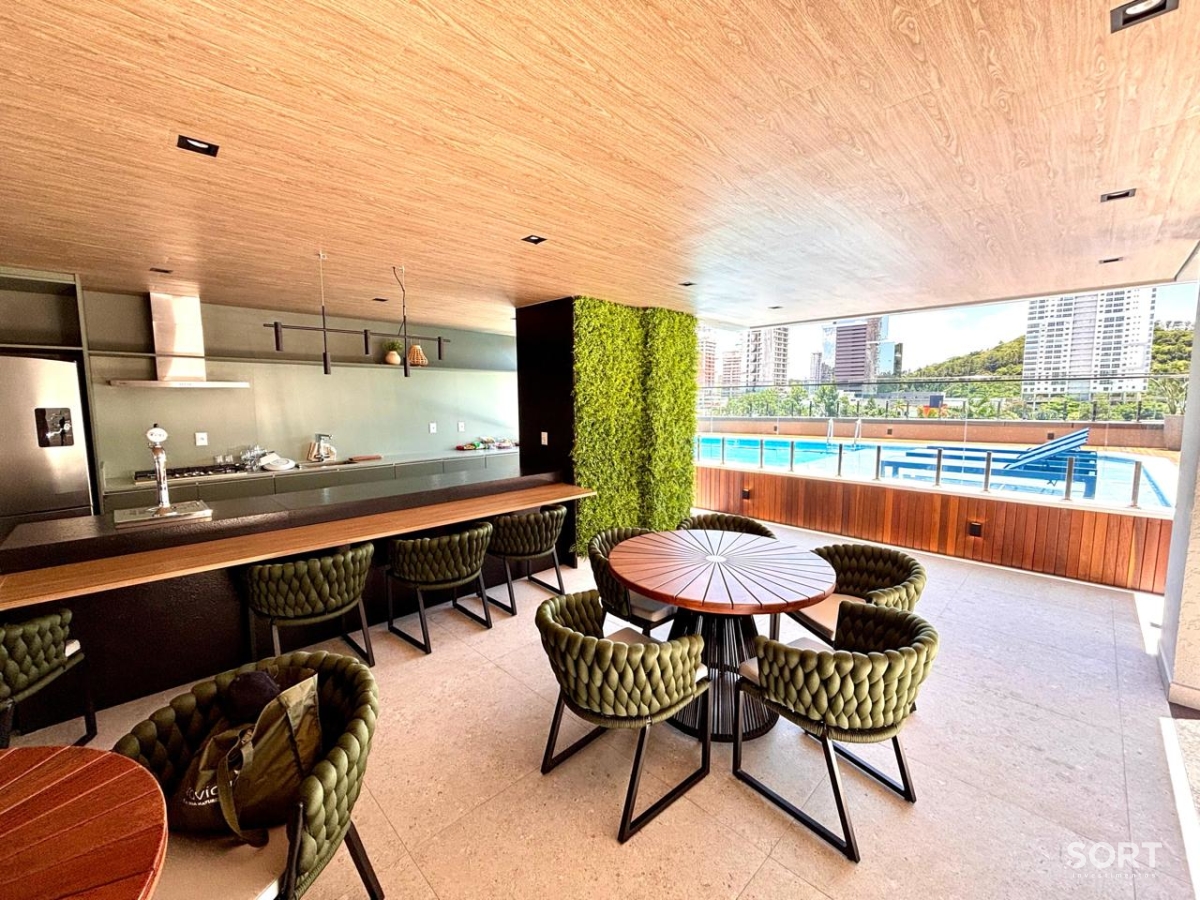 Apartamento à Venda no Edifício Portal da Brava na Torre Amores