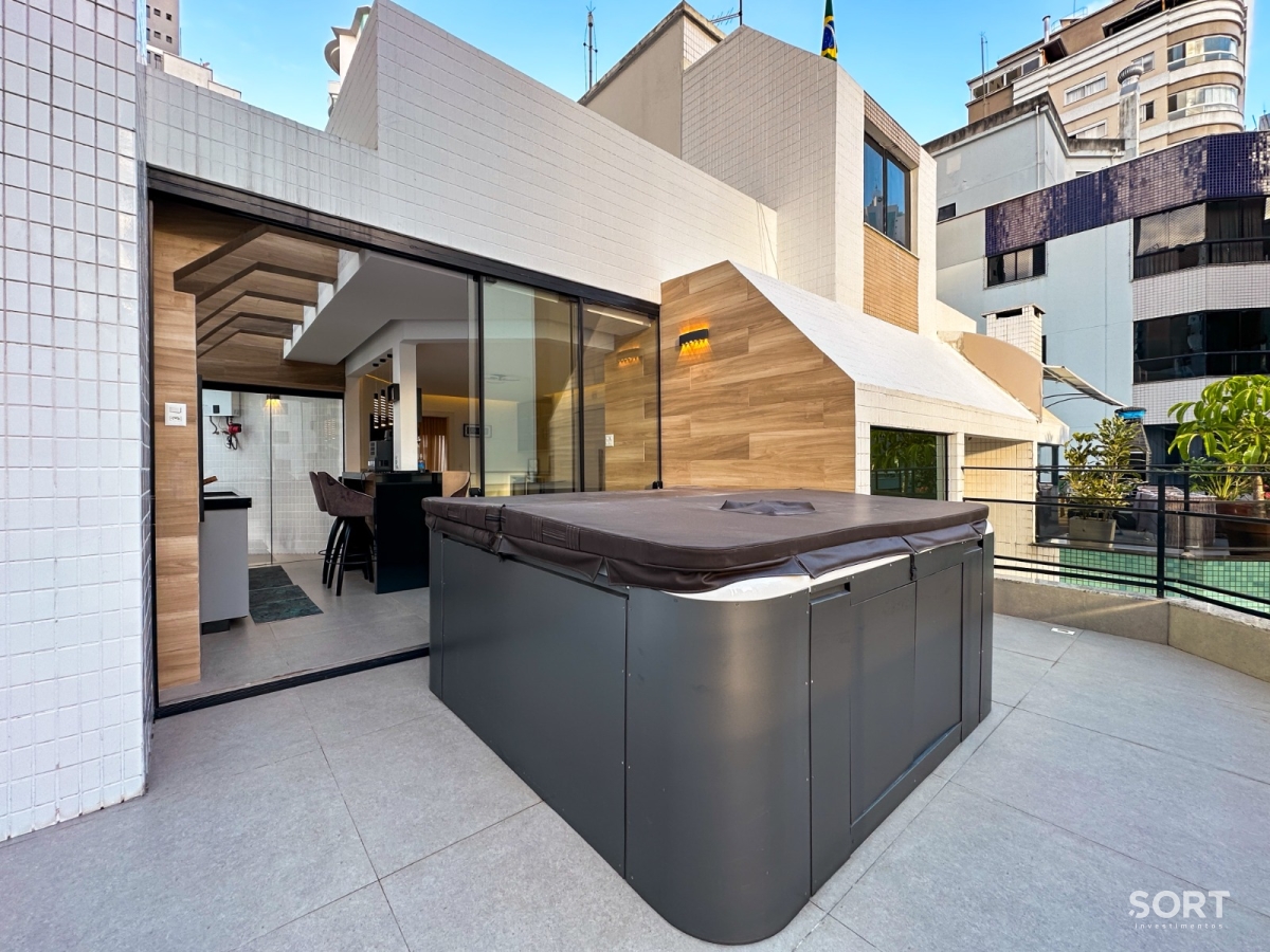 Cobertura Duplex no Edifício Victor Meirelles