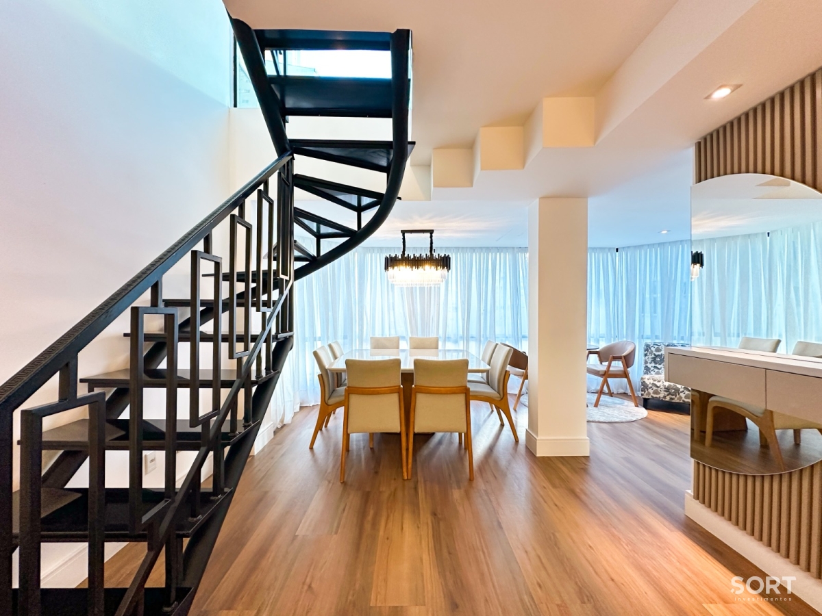 Cobertura Duplex no Edifício Victor Meirelles