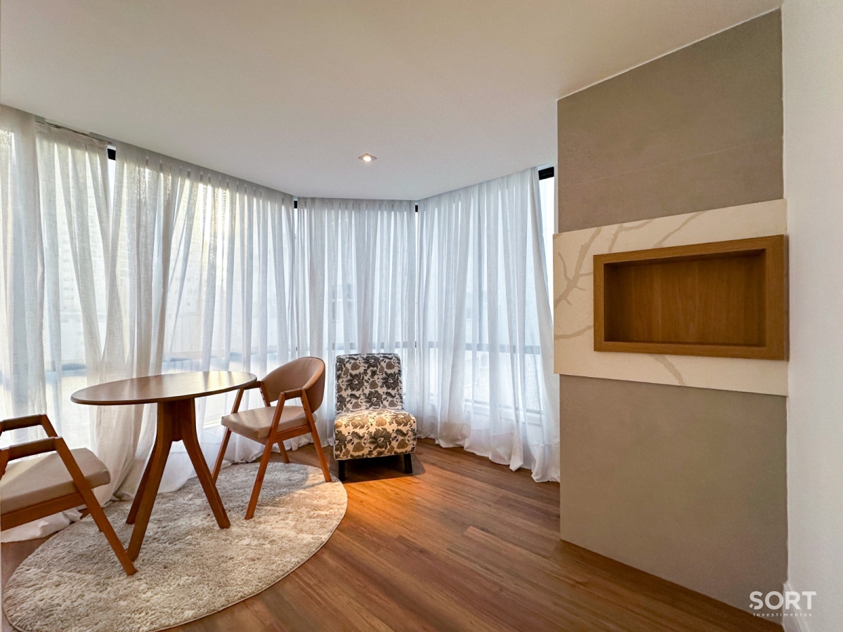 Cobertura Duplex no Edifício Victor Meirelles