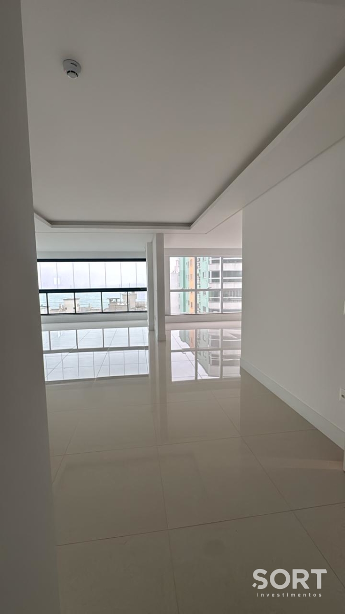 Apartamento Vista Mar no Edifício Villa de Siena - Itapema