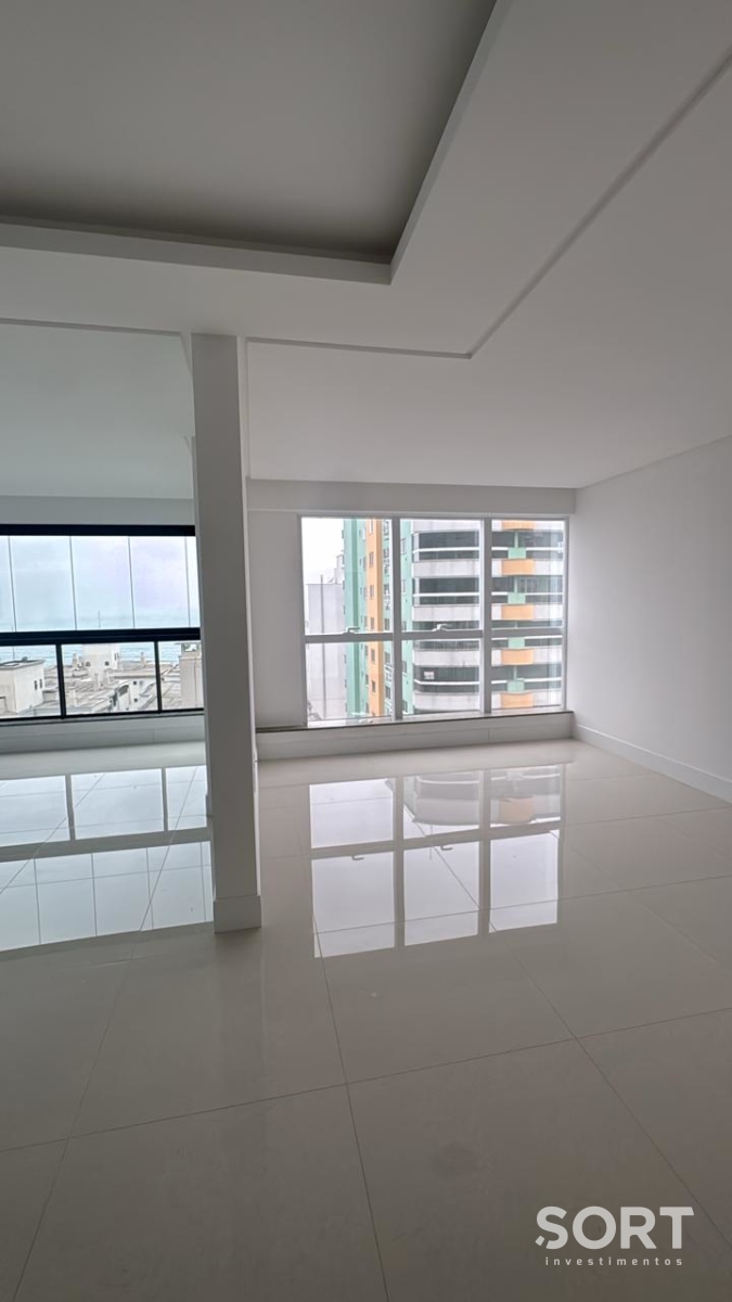 Apartamento Vista Mar no Edifício Villa de Siena - Itapema
