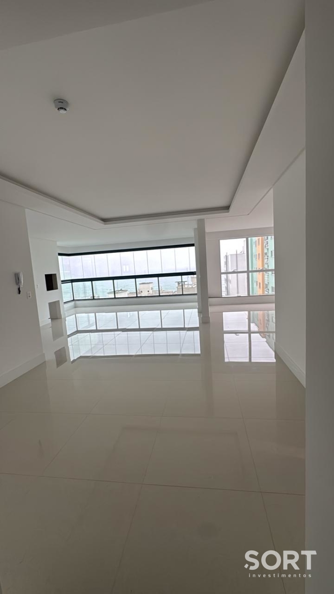 Apartamento Vista Mar no Edifício Villa de Siena - Itapema