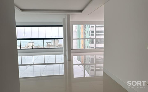 Apartamento Vista Mar no Edifício Villa de Siena - Itapema