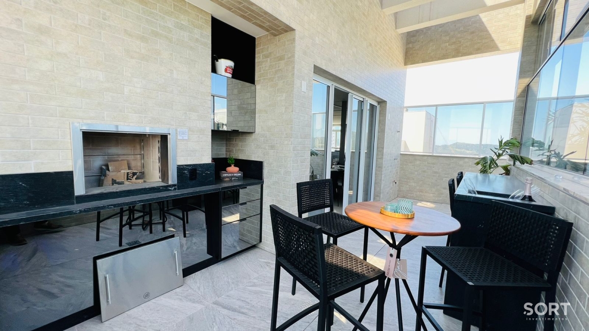 Apartamento Cobertura Duplex no Edifício Hamptons Village
