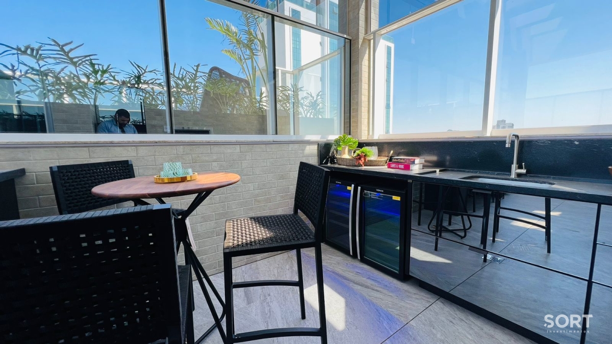 Apartamento Cobertura Duplex no Edifício Hamptons Village