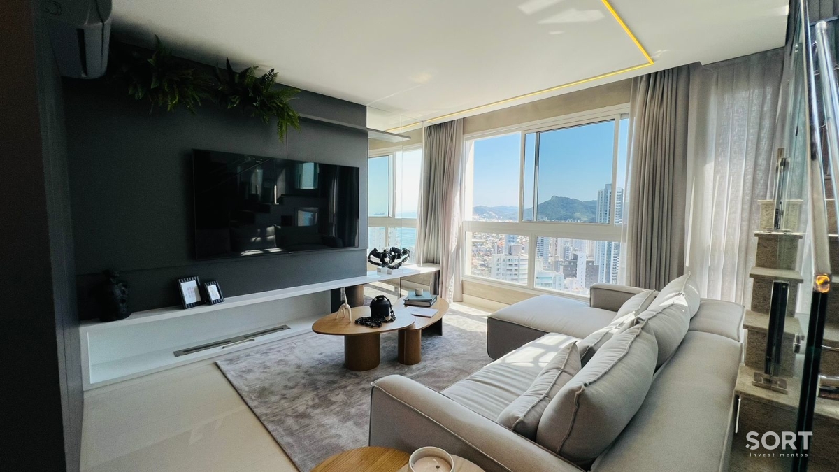 Apartamento Cobertura Duplex no Edifício Hamptons Village