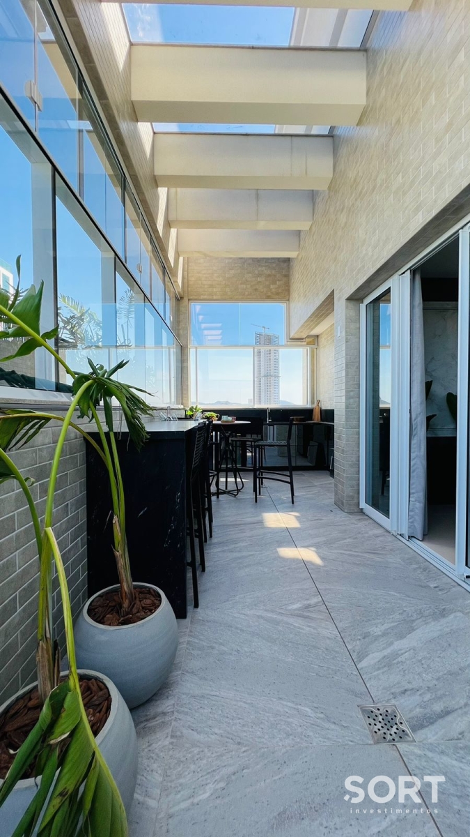 Apartamento Cobertura Duplex no Edifício Hamptons Village
