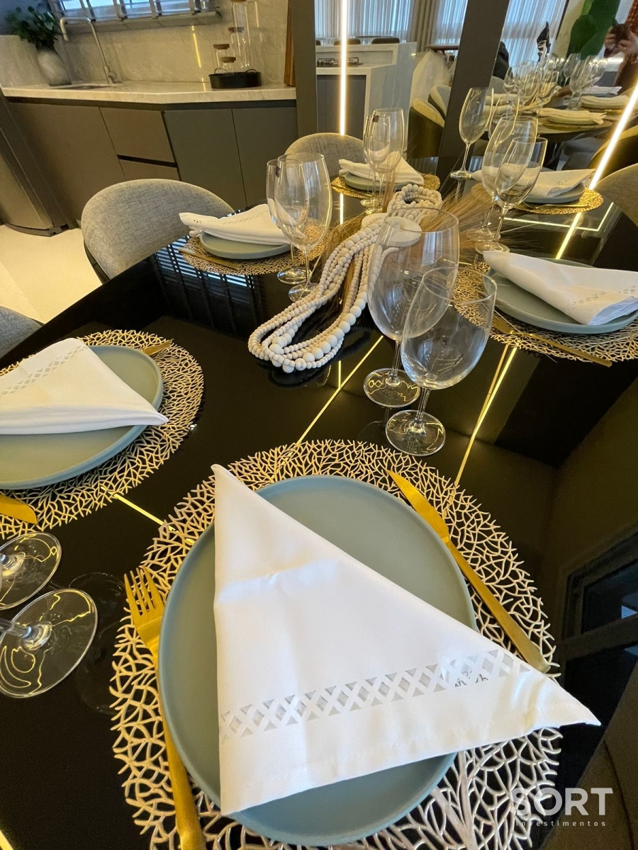 Apartamento Cobertura Duplex no Edifício Hamptons Village