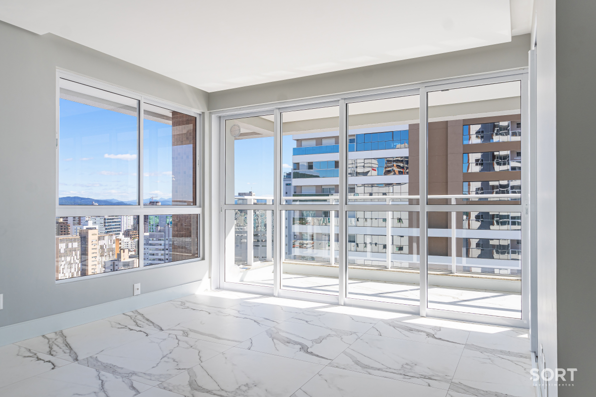 Apartamento no Edifício Volp Racitec