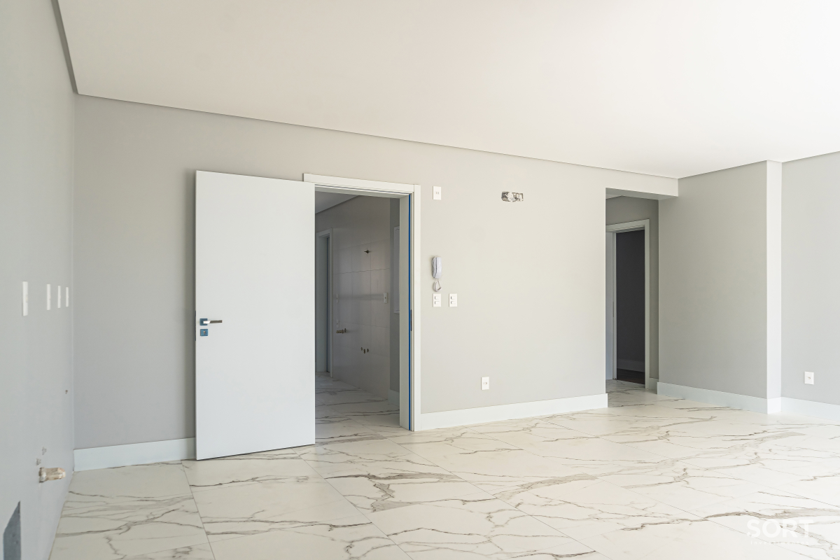Apartamento no Edifício Volp Racitec