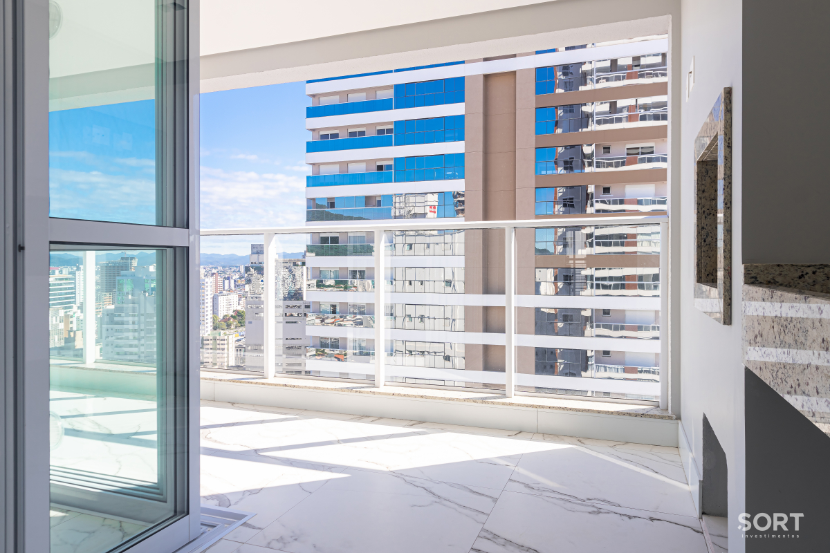 Apartamento no Edifício Volp Racitec