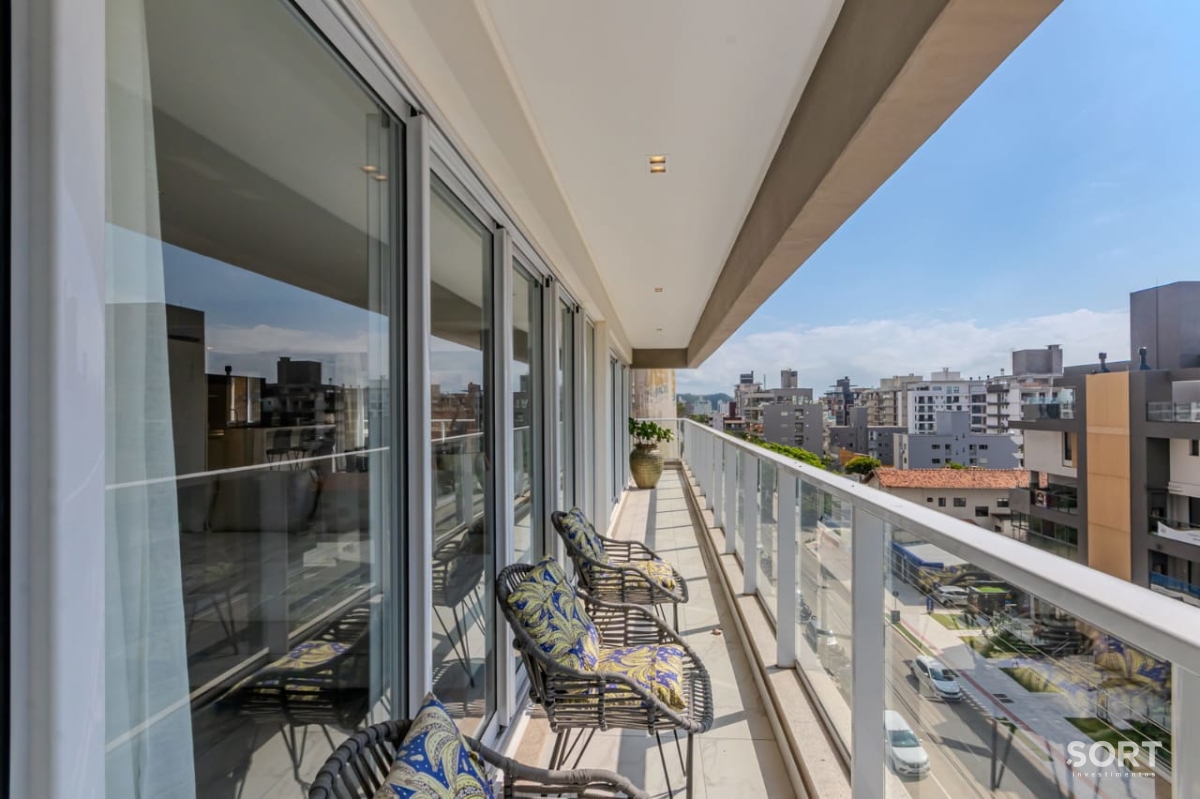 Apartamento no Edifício Brava Arts em Itajaí
