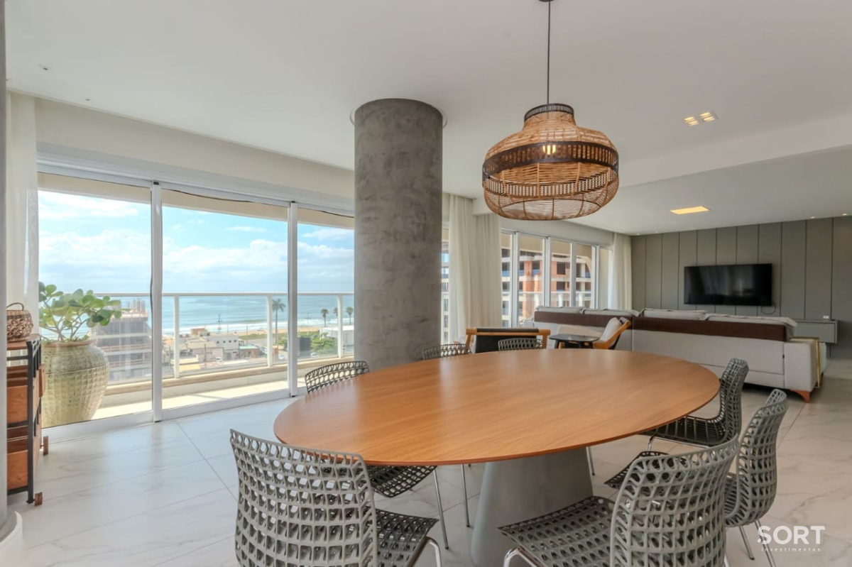Apartamento no Edifício Brava Arts em Itajaí