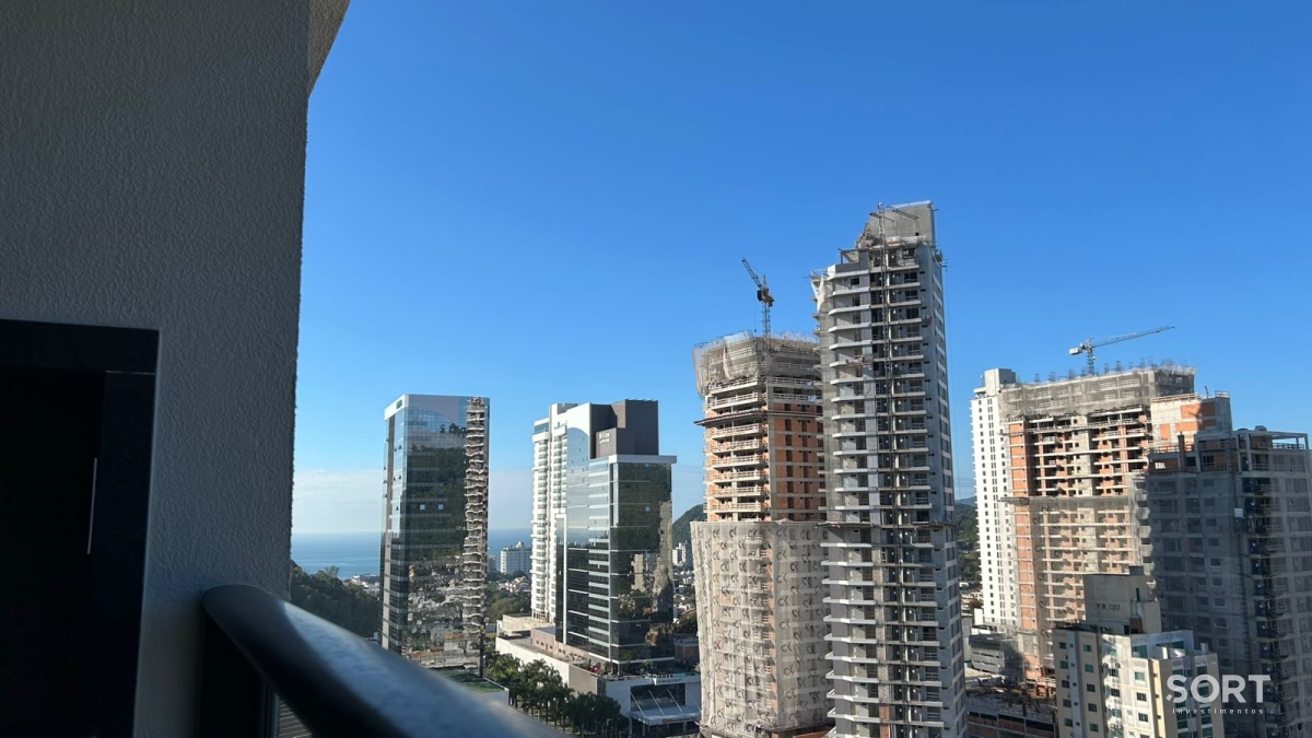 Apartamento no Edifício Brava Valley em Itajaí