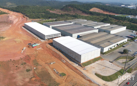 Galpão Logístico á venda de 500 m²