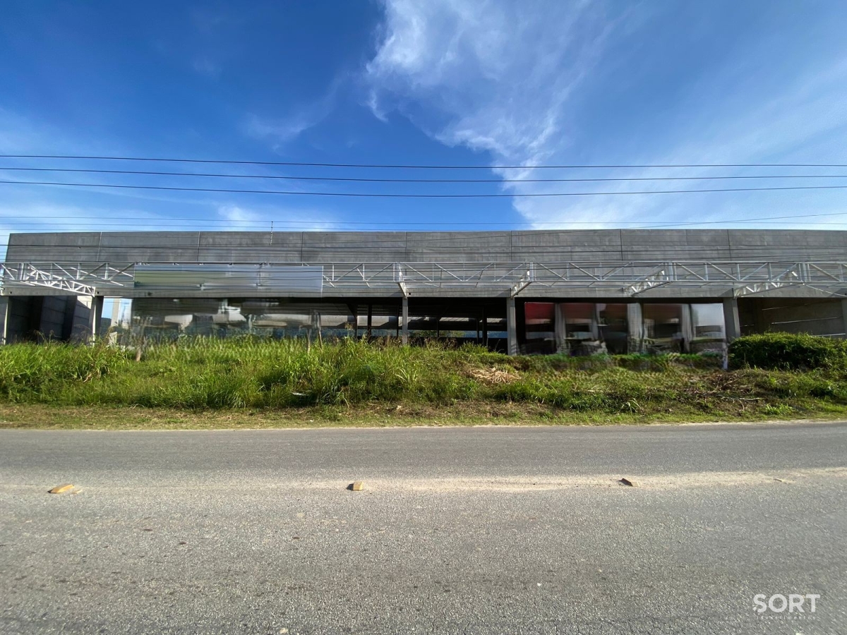 Galpão Logístico á venda de 5.200 m²