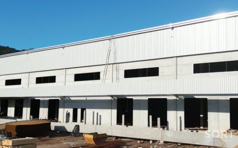 Galpão para locação com 3.250m² em SC Galpão para locação com 3.250m² em SC