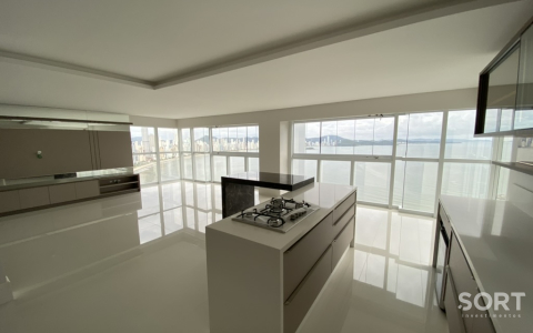 Apartamento Frente Mar no Edifício Ibiza Towers