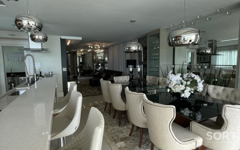 Apartamento frente mar no Edifício Gran Felicitá