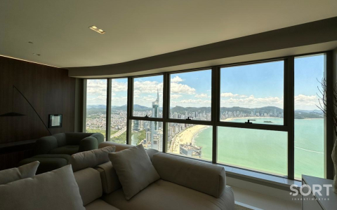 Apartamento quadra mar no Edifício Yachthouse By Pininfarina
