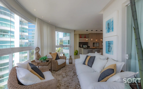 Apartamento no Eifício Brava Beach Internacional