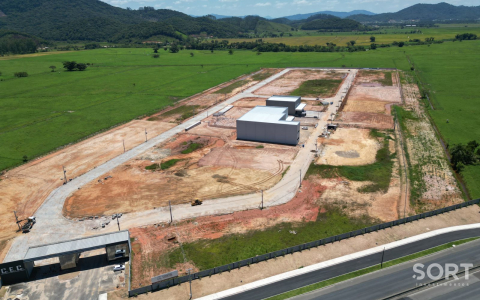 Galpão logísitico para locação de 1.121,75 m2