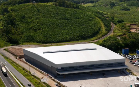 Galpão Logístico para locação de 6.500 m² Galpão Logístico para locação de 6.500 m²