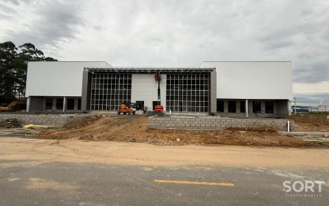 Galpão logístico para locação com 4117,00 m²