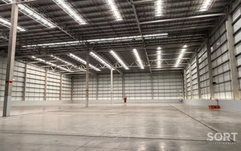 Galpão logístico com  4.650 m² em Itajaí