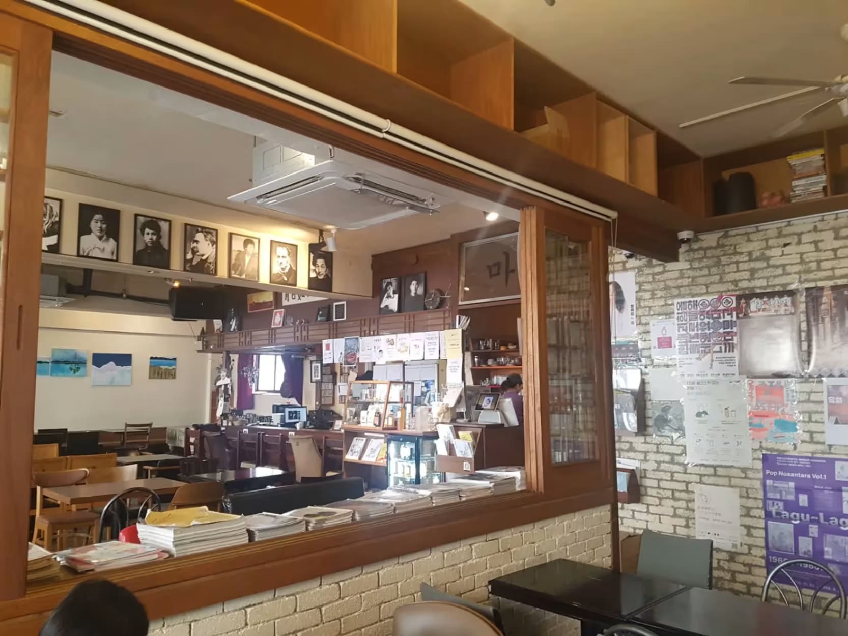 YRI CAFE