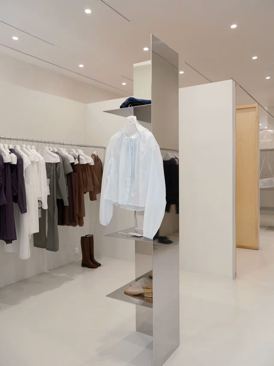 AMOMENTO HANNAM STORE
