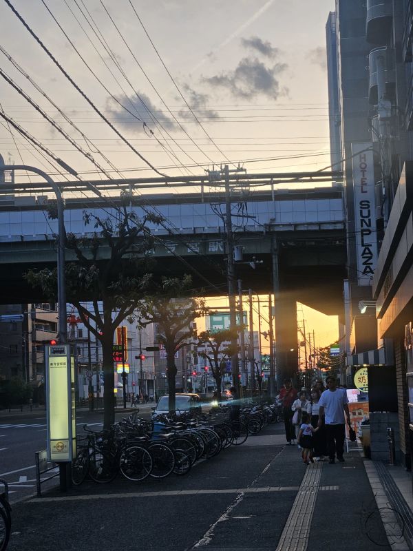 The link to the image is broken, check the filename