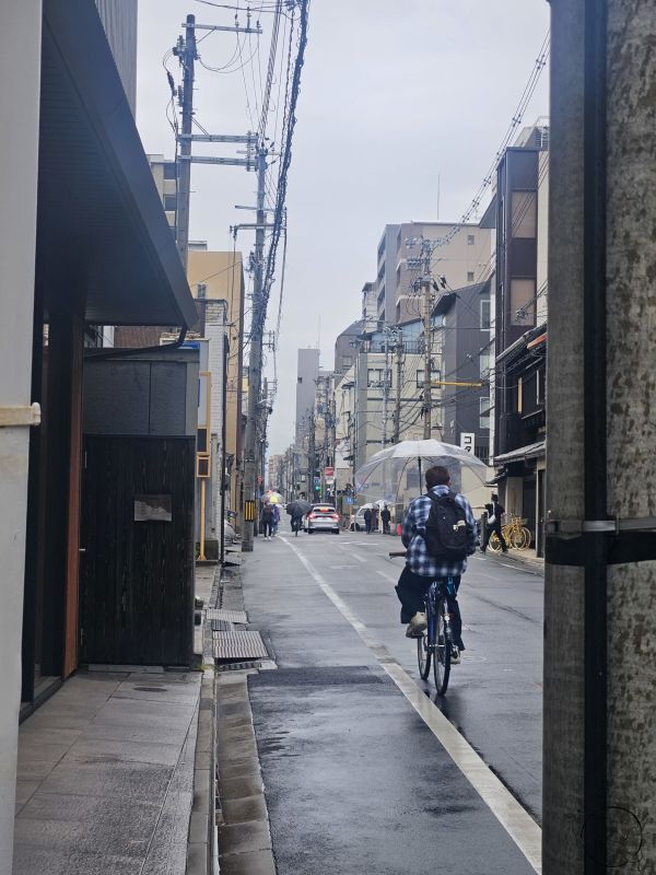 The link to the image is broken, check the filename