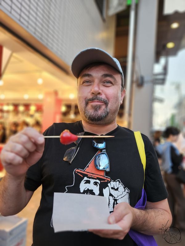 The link to the image is broken, check the filename