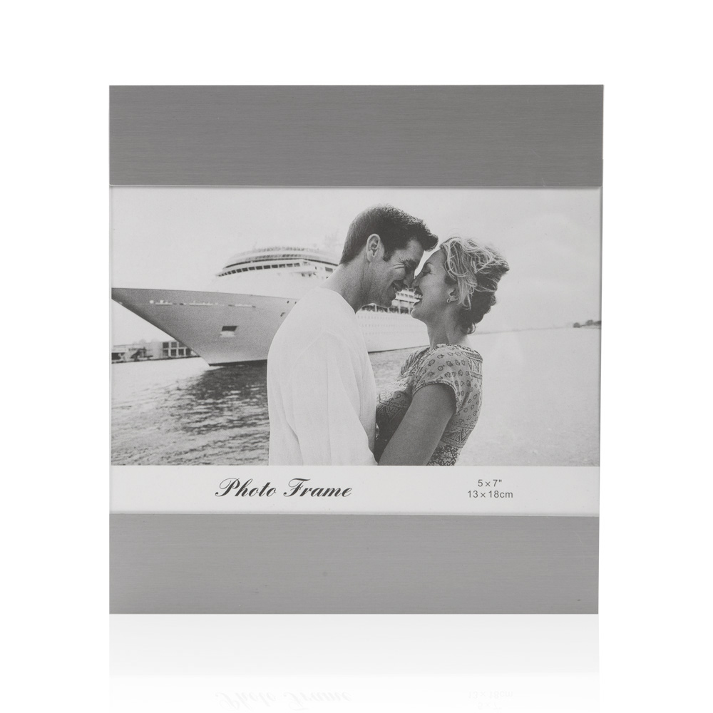 KR709 • קאסט מסגרות מתכת מעוצבות