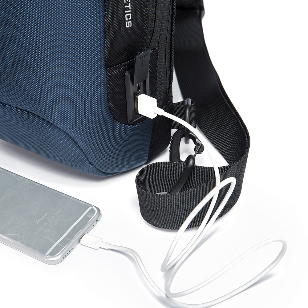 תיק צד נגד גניבות עמיד במים עם נעילה TSA וכבל USB מובנה לטעינה ניידים יוניסקס צבע כחול מבית המותג BANGE - תמונה 8