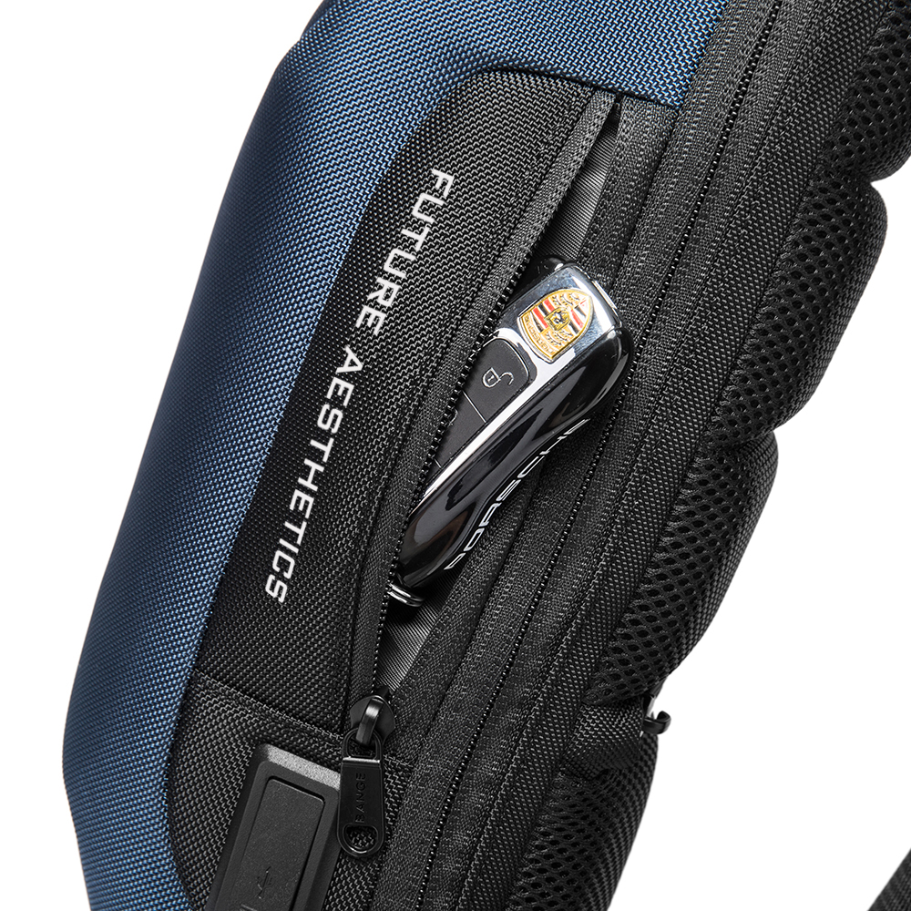 תיק צד נגד גניבות עמיד במים עם נעילה TSA וכבל USB מובנה לטעינה ניידים יוניסקס צבע כחול מבית המותג BANGE - תמונה 9