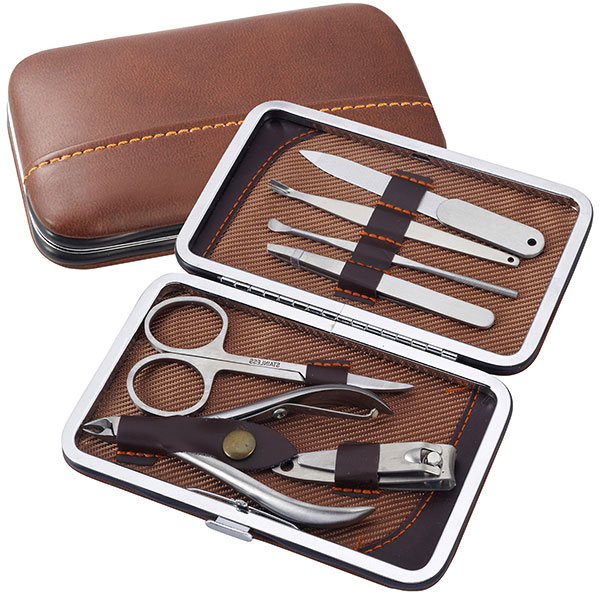 סט מניקור בינוני איכותי 7 חלקים במארז יוקרתי