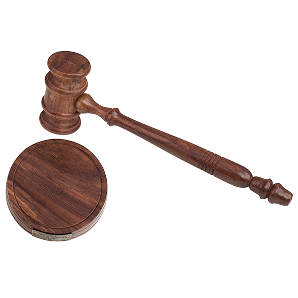 פטיש מנהלים | שופטים - תמונה 2