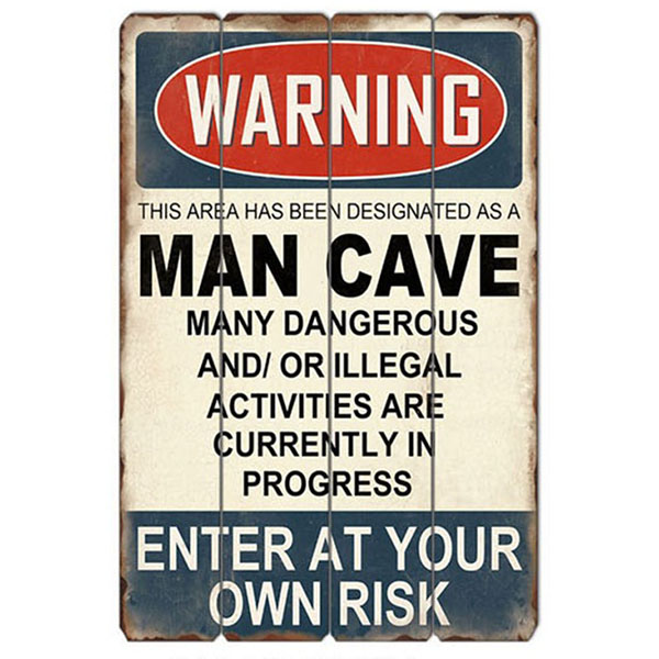 שלט עץ MAN CAVE